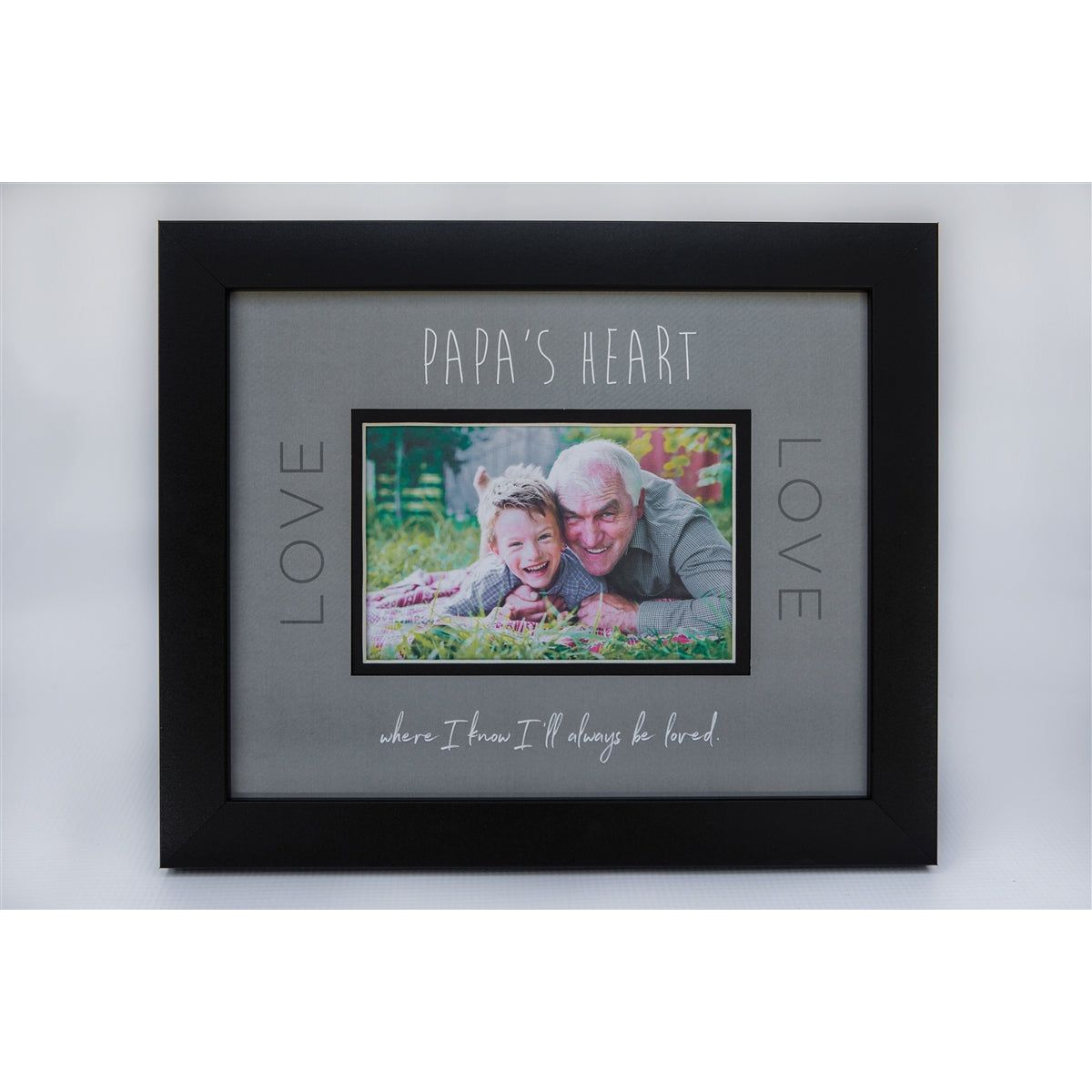 8x10 black frame with gray "Papa's Heart" artwork, black inner mat, and an opening for a photograph.